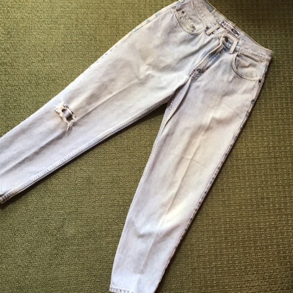 GAP Relaxed, Loose Fit Jeans w knee hole. - Picture 5 of 5
